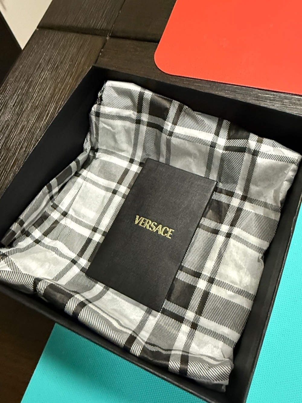 Versace Black and Gold Luxury Presentation Box - Picture 10 of 17
